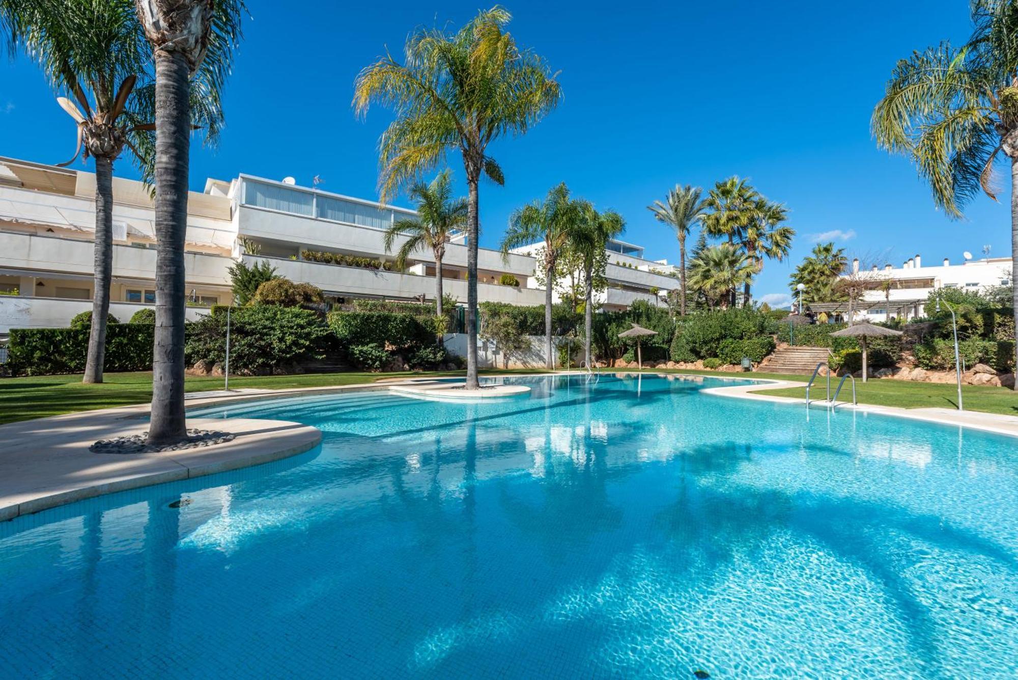 Altos De Banus L * Marbella