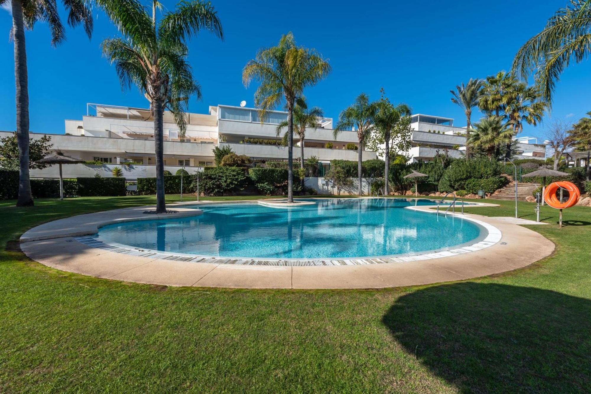 Apartamento Altos De Banus L Marbella