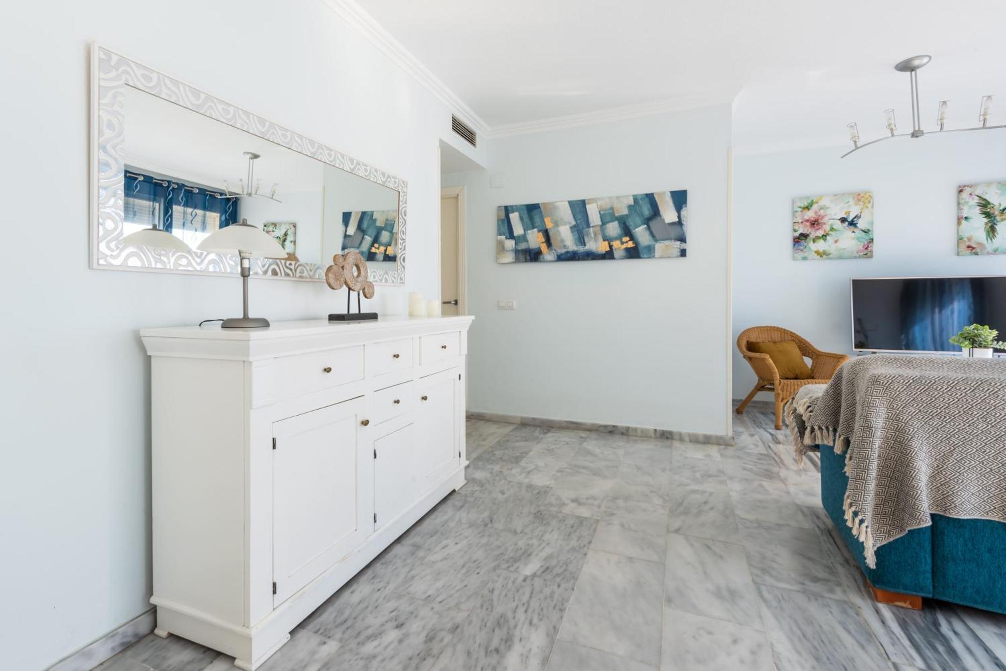 Apartment Altos De Banus L